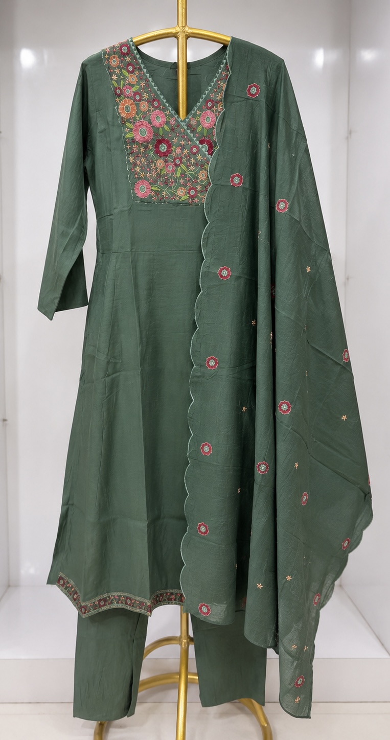 FOREST GREEN EMBROIDERED ANARKALI KURTA SET WITH DUPATTA